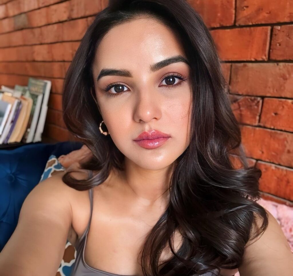 Jasmin Bhasin